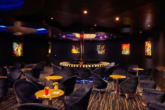 Piano Bar